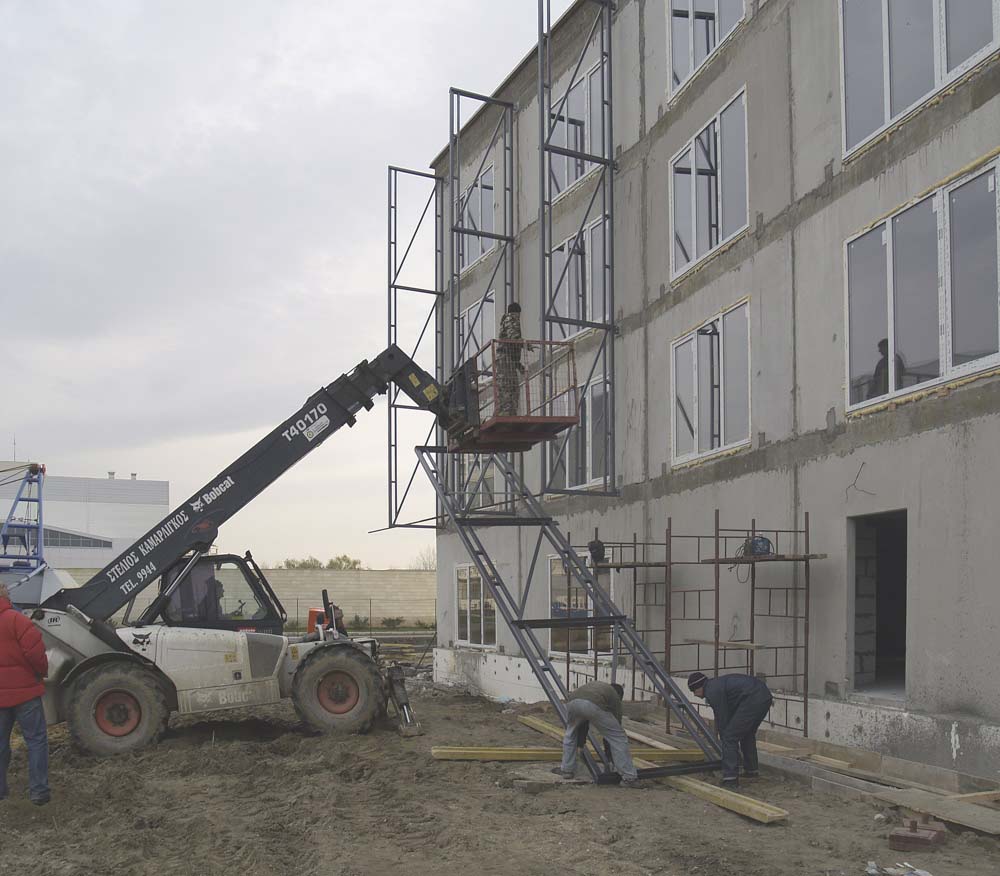 Металлические балконы для Волейграда в поселке Витязево 